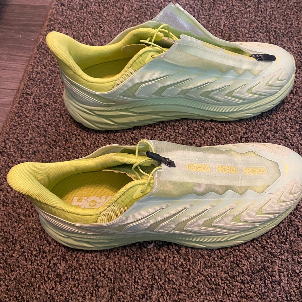 Hoka One One Project Clifton Butterfly Sz 12 Men’s